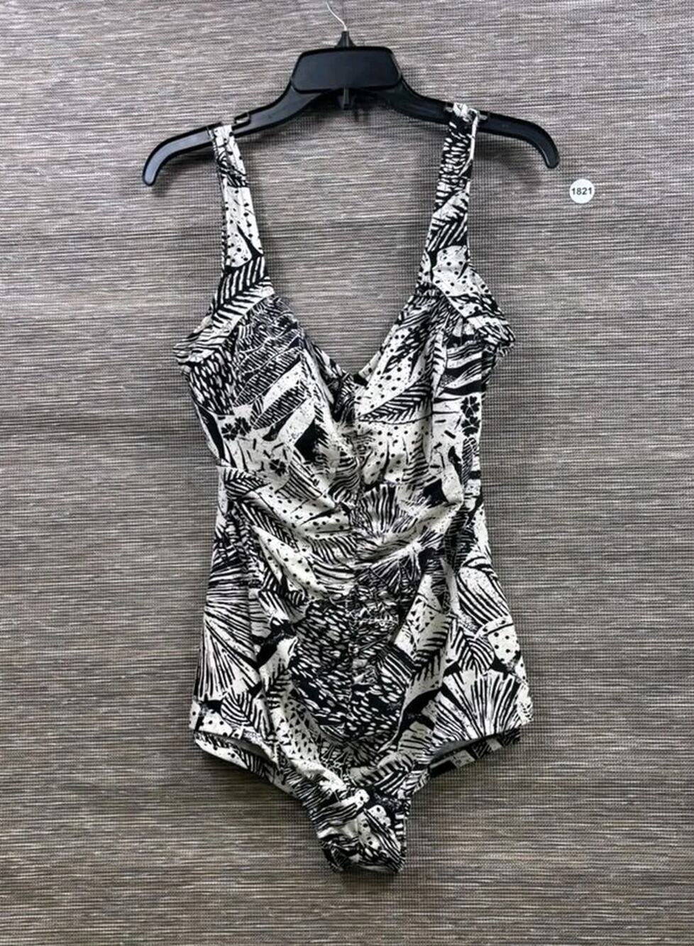Azul One Piece Swimsuit Womens Size 18 Black White Floral Print
